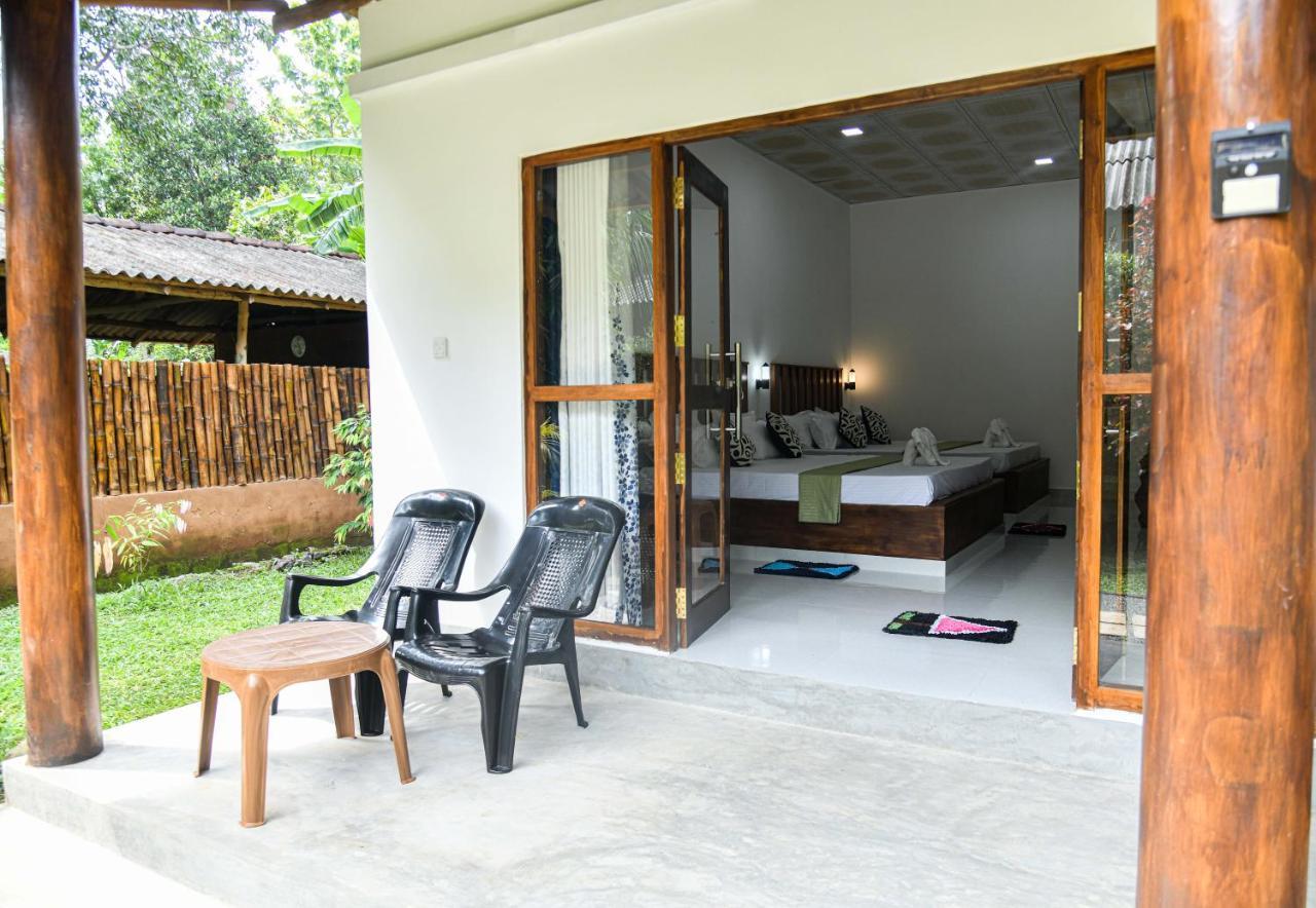 Hotel Clay House Udawalawe Esterno foto